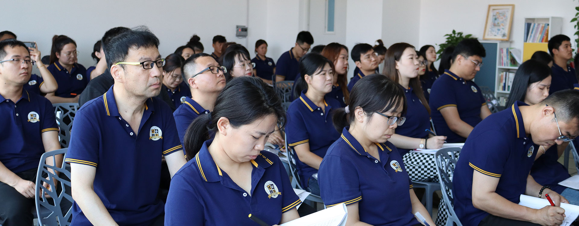 干同学小穴在线视频